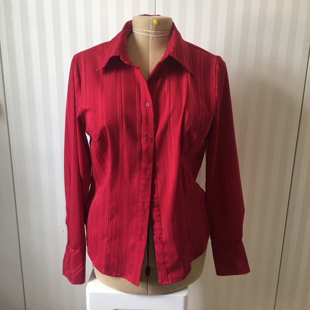 Fred David red gold fitted button down blouse Size M